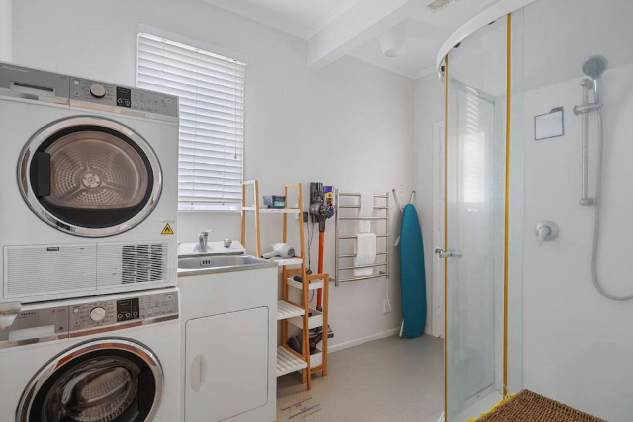 Amazing Home By Beach - Fully Aircon-Ed - Wifi 오클랜드 외부 사진